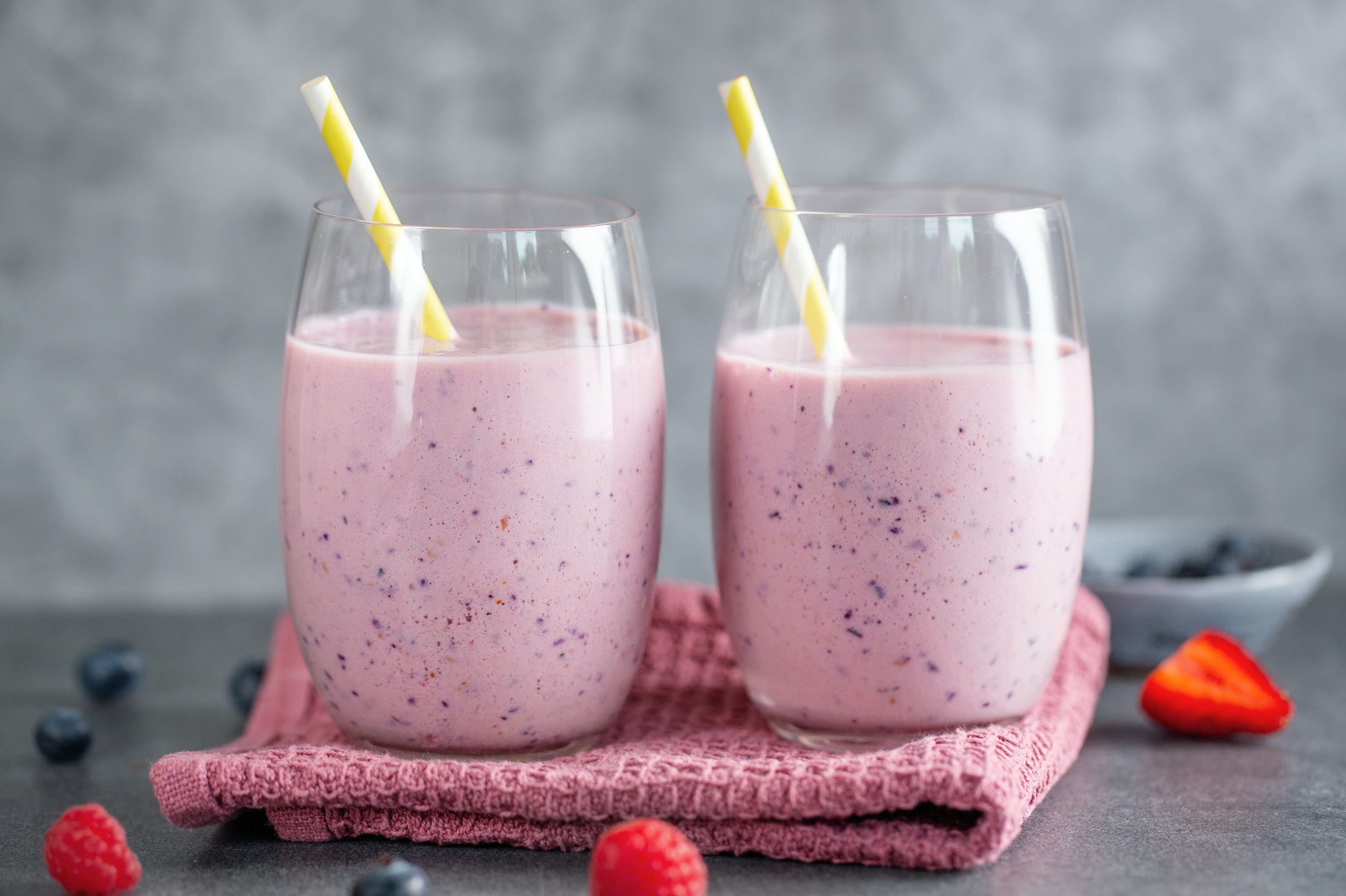 Milkshake aux fruits, une boisson rafraîchissante à préparer avec les enfants