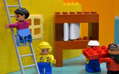 Guide complet pour choisir entre les ensembles Lego Duplo et Playmobil 1.2.3 pour les tout-petits.